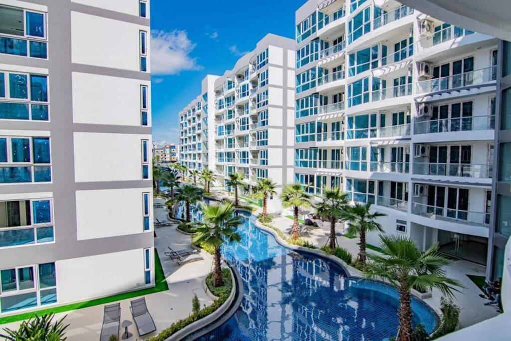 Large Luxury, Pool View, Grand Avenue, Pattaya - 202 Apartment Bagian luar foto