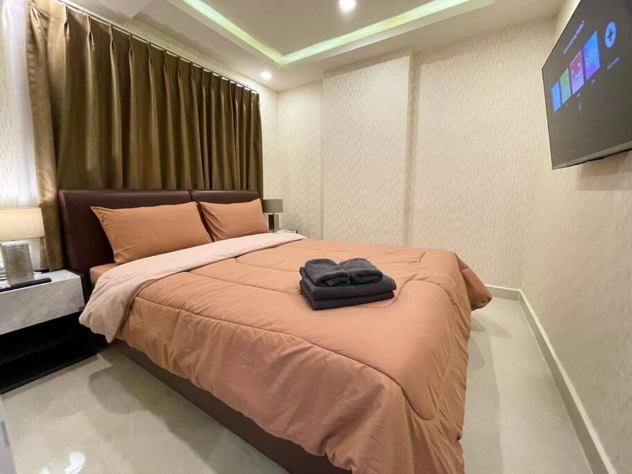 Large Luxury, Pool View, Grand Avenue, Pattaya - 202 Apartment Bagian luar foto